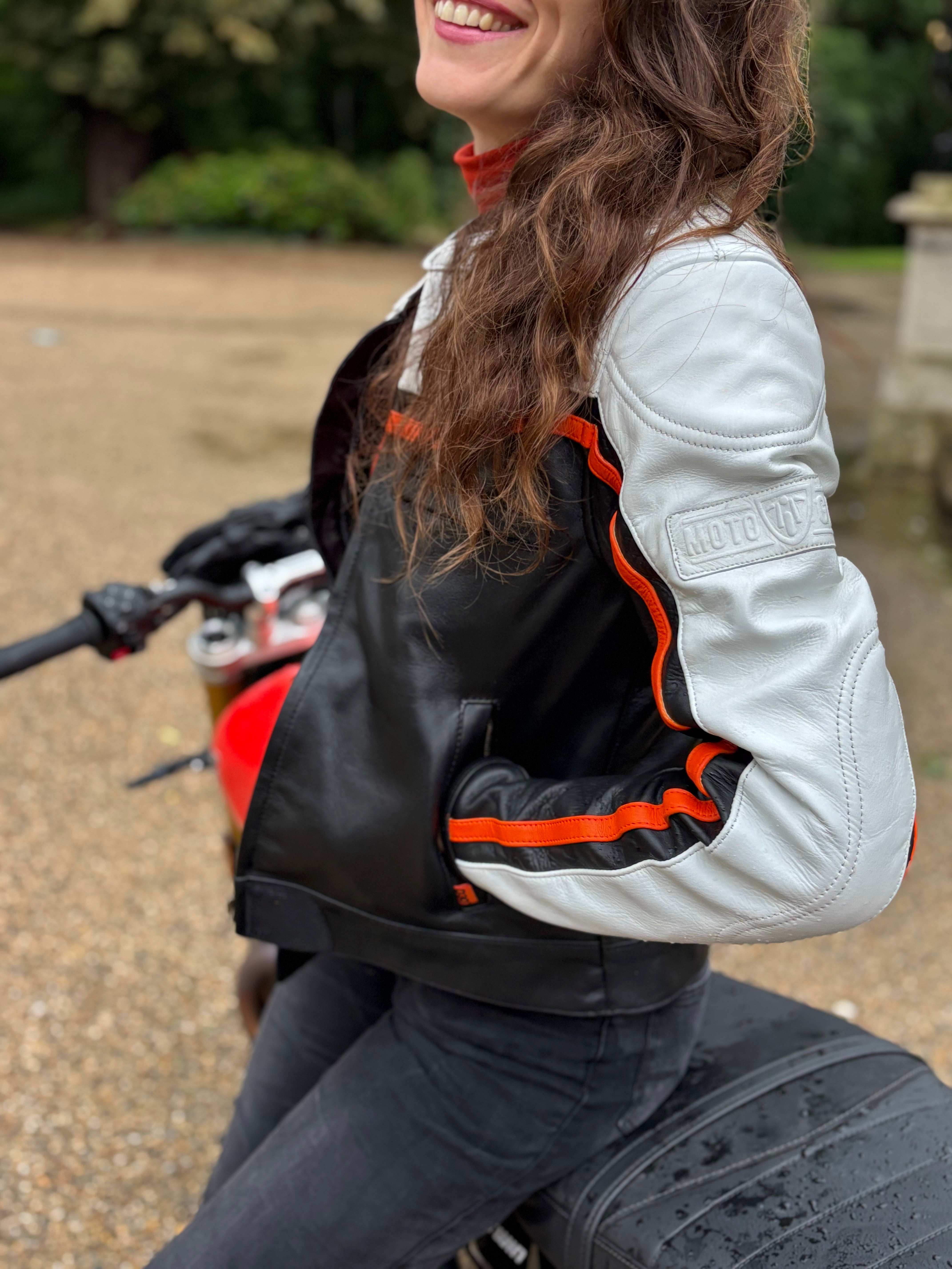 MotoGirl Hayley Women's Leather Motorcycle Jacket Canada | AAA